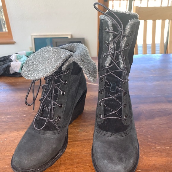 Women’s Amston Roll-top Timberlands - Picture 1 of 8